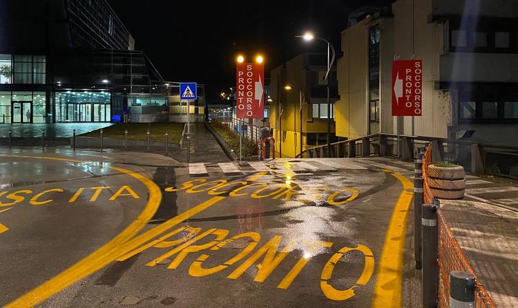 Potenza, ricoverata al “San Carlo” la tunisina presa a martellate dall’ex