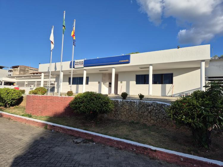 Mulher envia mensagens pedindo socorro e é resgatada de cárcere privado em Governador Valadares