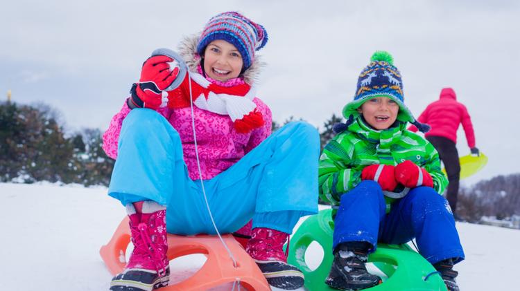 sledding safety, sledding fun, winter, Des Moines sledding, winter activities