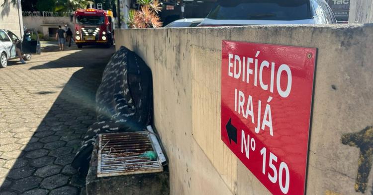 “Gritaria no corredor”: moradora conta detalhes do momento de evacuação do edifício Irajá