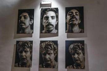 L'arte come cura, a Roma la fotografia entra in Casa di comunità