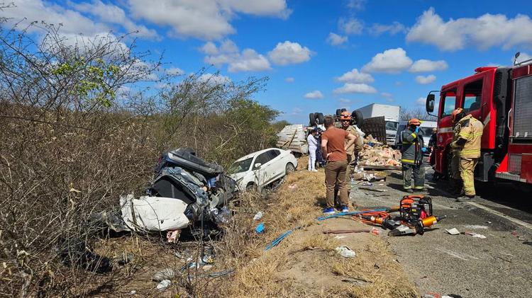 Acidente com seis mortos na BR-230 aconteceu perto de trecho de outra tragédia com seis mortos em 2025