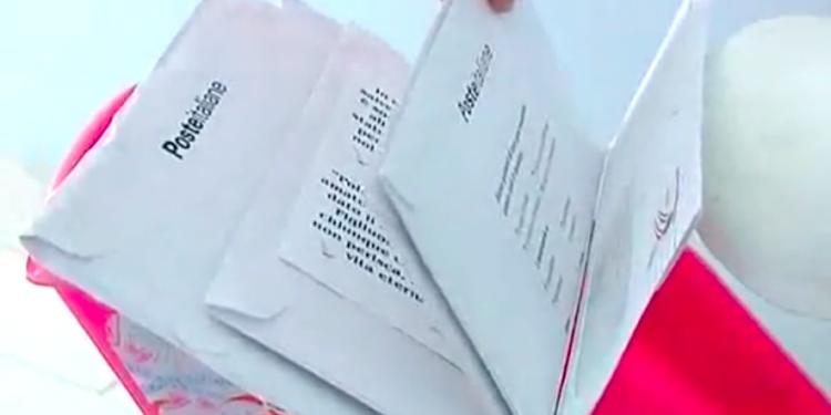 Catania, ruba lettere dalle cassette postali nei condomini e le nasconde sotto la maglietta: denunciato