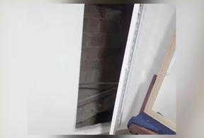 Polícia mostra passagem usada por traficante da Bahia que escapou de operação no Vidigal