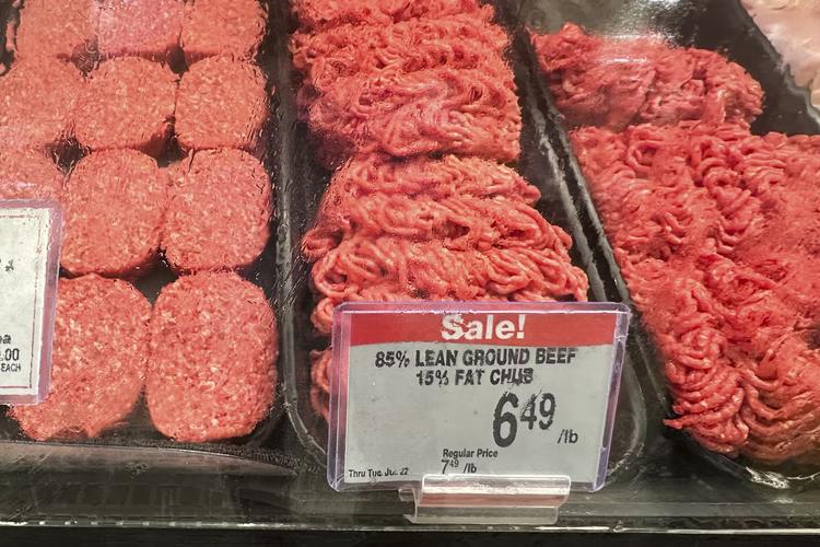 Após ampliar cota para importação, EUA anunciam plano para pecuaristas com prioridade à carne americana