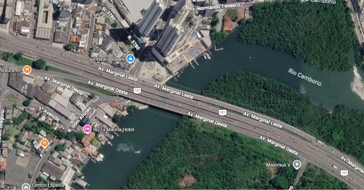 Obras no pavimento alteram o trânsito em ponte na BR-101 em Balneário Camboriú