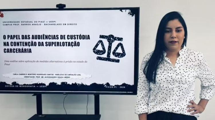 Estudante com cegueira total recebe nota máxima em TCC de Direito no Centro-Sul do Piauí