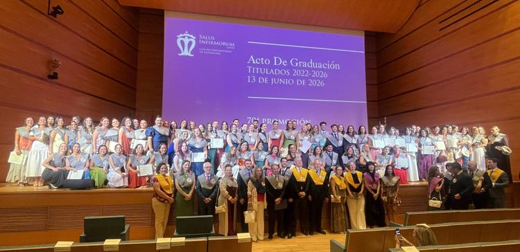 Vídeo.- La 70º promoción de Enfermería de Salus Infirmorum hace gala de su crecimiento académico, profesional y personal
