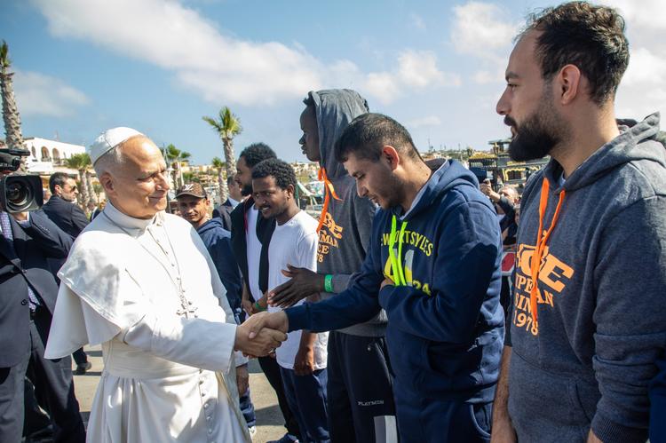 Papa Leone a Lampedusa. Valastro: “Parole del Pontefice segnale di vicinanza e umanità. Persone migranti sono essere umani, non numeri”.