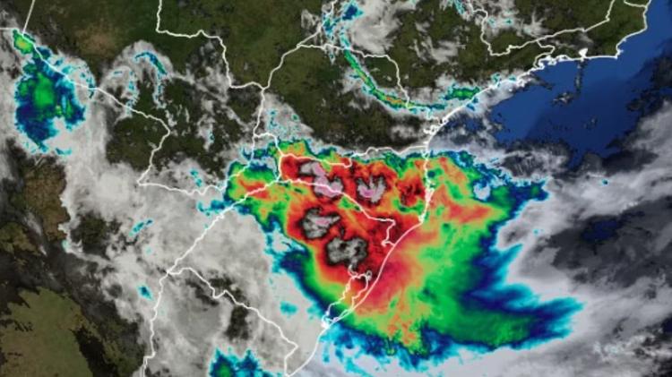 Ciclone pode provocar tempestades fortes com ventos de até 100 km/h no Paraná; veja regiões sob risco