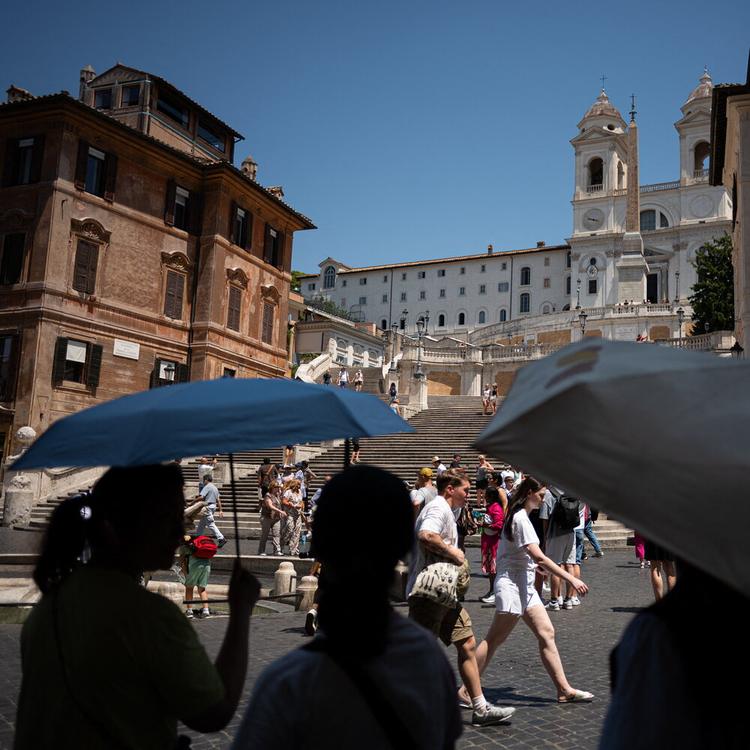 Ad agosto il caldo intenso non abbandona l'Italia