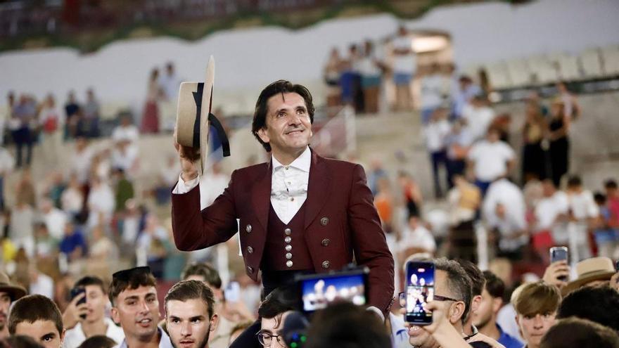 Diego Ventura convierte la mansedumbre en triunfo en La Malagueta