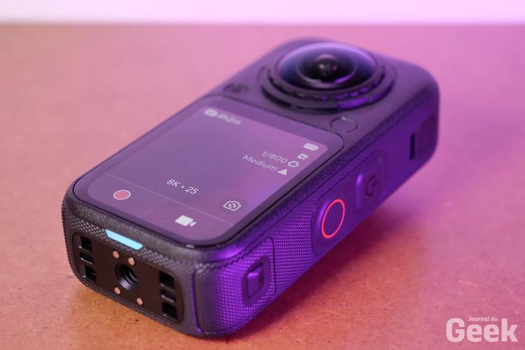 Insta360 X6 16