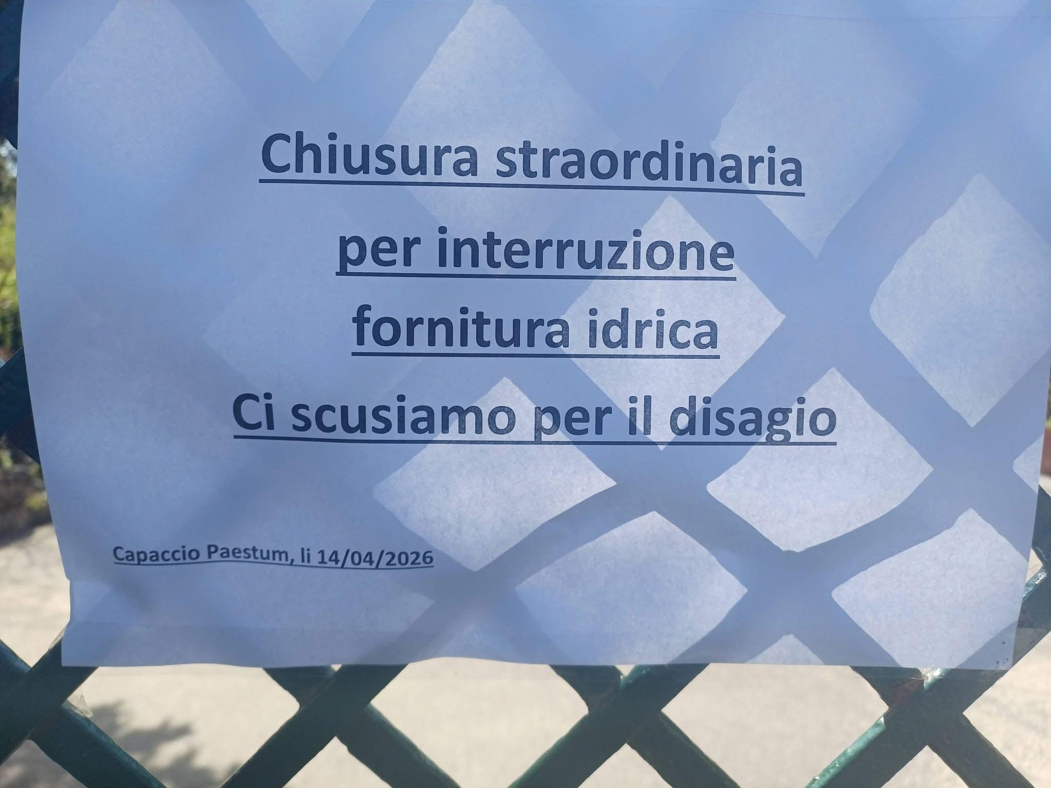 Paestum, guasto idrico e chiusura anticipata: stop alle visite al Parco e al Museo. Scoppia la polemica