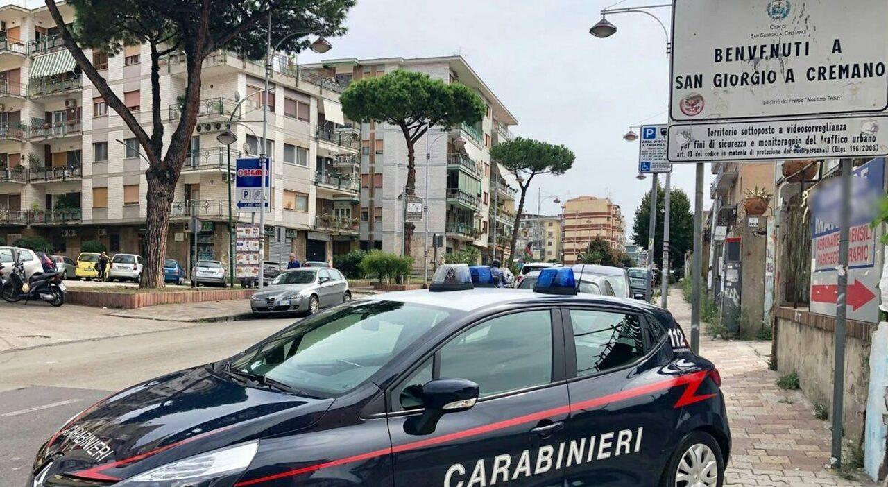 San Giorgio a Cremano, più di un chilo di droga sotto al letto: arrestata una 49enne