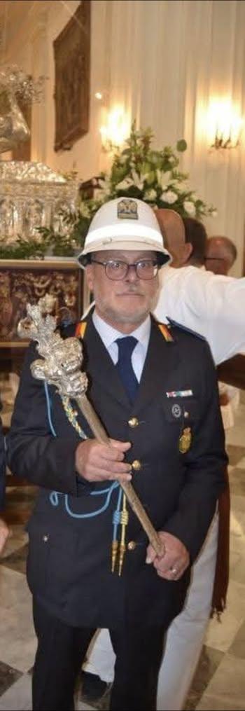 FUNERALE DI GIOACCHINO LAVANCO. DICHIARATO IL LUTTO CITTADINO Il funerale del compianto Gioacchino Lavanco, Comandante d...