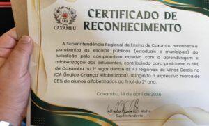 WhatsApp Image 2026 04 15 at 10.23.29 Educação em destaque: Regional de Caxambu conquista 1º lugar em alfabetização em Minas Gerais