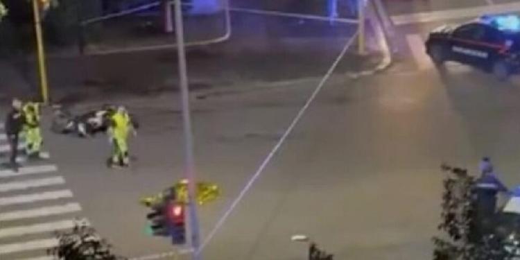 Scontro fra moto a Roma, morti due ragazzi di 22 anni