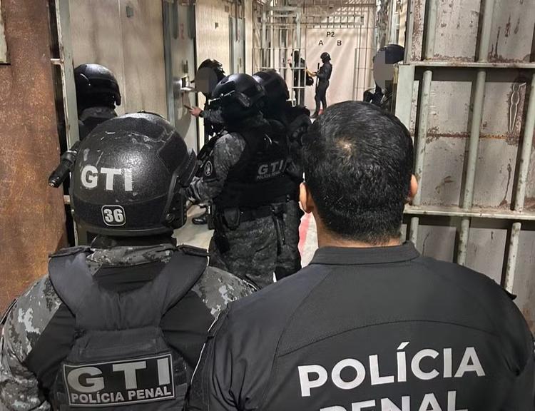 Megaoperação contra o PCC cumpre mandados de busca e apreensão em penitenciárias no interior de SP