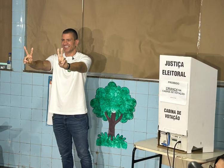Paes aceita decisão da Justiça, reconhece derrota e Ruas deve ser declarado governador do RJ; entenda