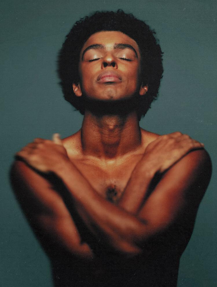 Do militarismo à arte: conheça Gui Ventura, mineiro que interpretará Gilberto Gil em espetáculo nacional dirigido por Miguel Falabella