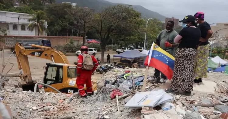 Iglesias de la Guaira apoyan a los damnificados de los dos terremotos en Venezuela