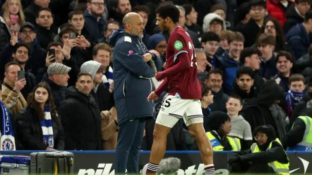 West Ham é rebaixado após rodada final dramática na Premier League