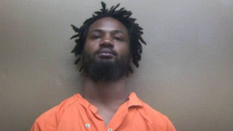 Natchez man charged with aggravated assault after alleged attack on two women, infant