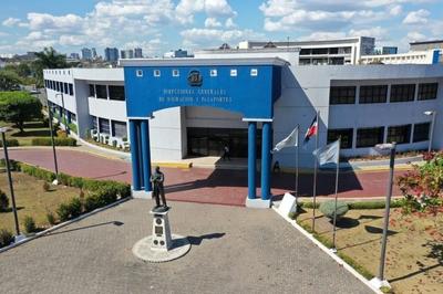 Auditoria a Migración revela múltiples compras no planificadas que superan los RD$ 552 millones