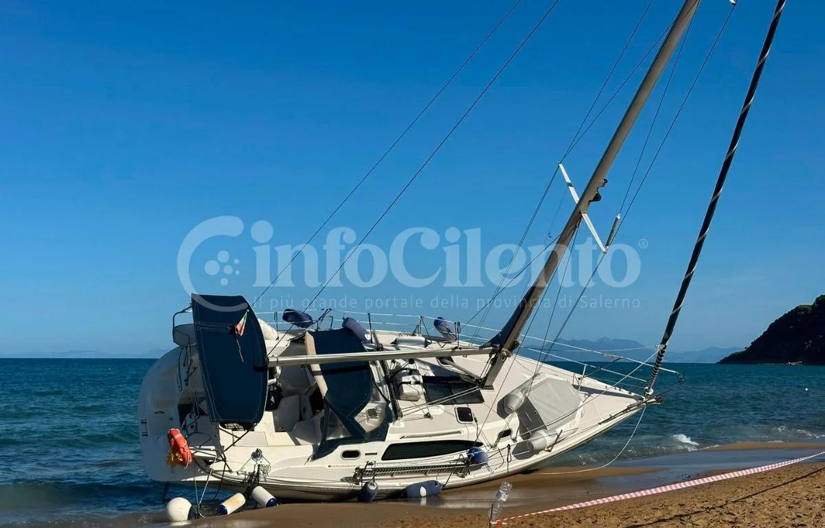 Maltempo sulla costa: barca alla deriva a Castellabate, diciotto persone salvate a Battipaglia