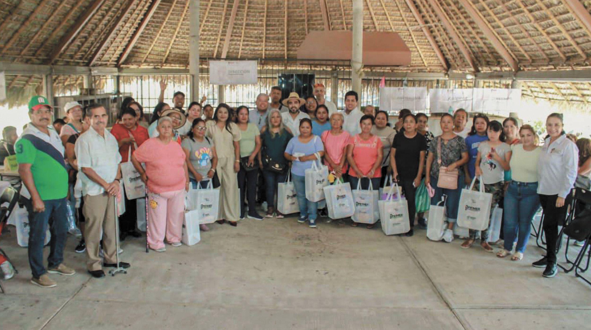 Eder Alonso lleva servicios gratuitos y ahorro a Yautepec