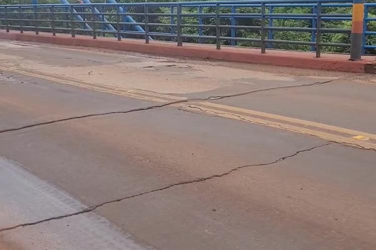 VÍDEO: Rachaduras são identificadas em ponte sobre o rio Dourados, em Fátima do Sul