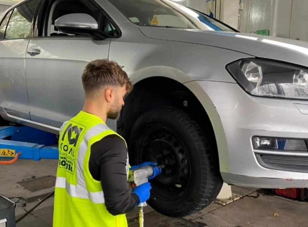 Come preparare l’auto all’autunno: controlli utili dopo l’estate