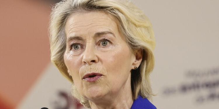 Ucraina, von der Leyen: «Domani altri 3,3 miliardi di euro per missili e droni»