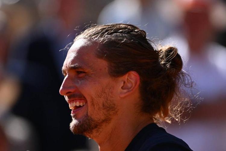 Alexander Zverev, tombeur de Mensik en demi-finales de Roland-Garros&nbsp;: «&nbsp;Je pourrais retourner jouer là, maintenant...&nbsp;»