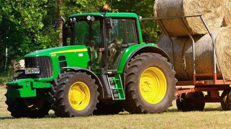 Occitanie : un homme meurt écrasé par son tracteur ce vendredi