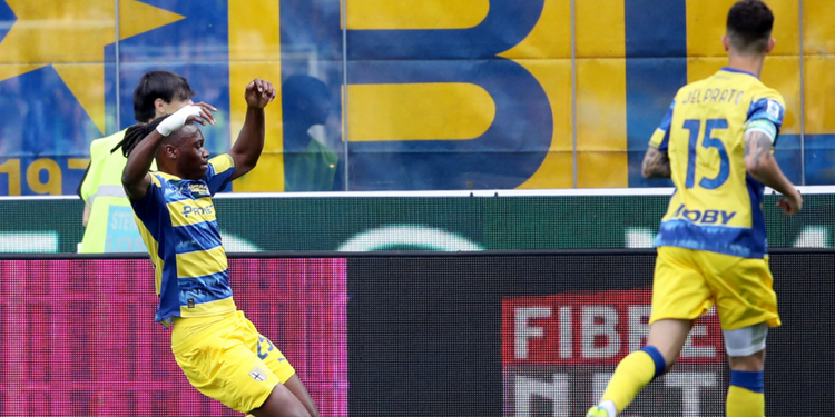 Il Parma espugna Udine e ipoteca la salvezza, prima gioia in A per Elphege