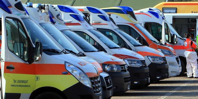 Sanità in Calabria, la corsa ad ostacoli del 118 La Cgil: «Occhiuto fermi la riforma»