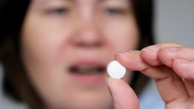 Anvisa aprova novo medicamento oral para câncer de mama avançado