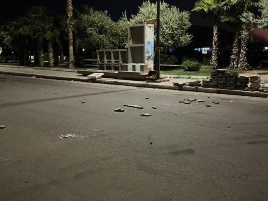 عشرات المنحرفين يعترضون سبيل المارة بدوار الكدية ويثيرون الرعب +صورة