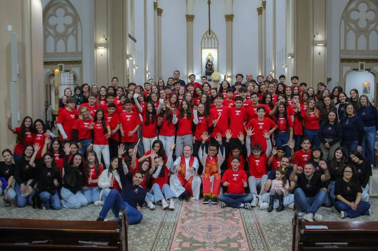 Catequistas, jovens e familiares: um caminho construído juntos