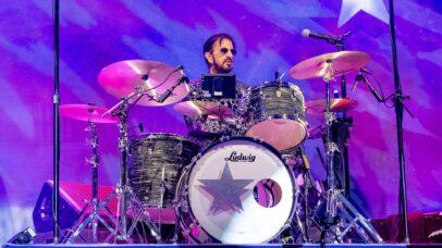 Ringo Starr em show no Forest Hills Stadium, em Nova York