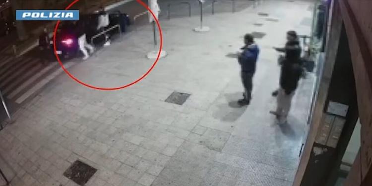 Bari, la madre chiede al figlio ferito in un agguato di cambiare vita: due arresti nell'inchiesta sul clan