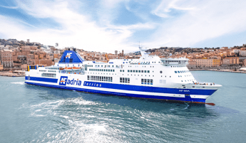 Torna la Nave della salute, visite gratis e prevenzione tra Italia e Albania