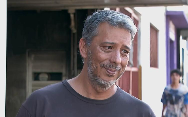 'Não caiu a ficha', diz comerciante que perdeu casa e salgaderia em incêndio após deixar fritadeira ligada em SP