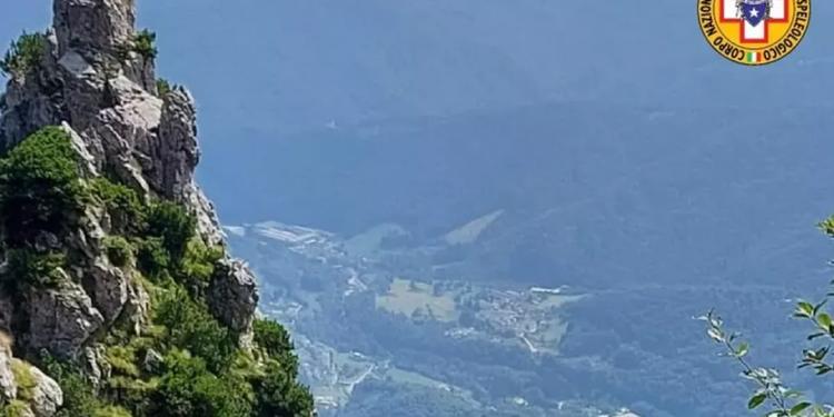 Tragedia sul Pasubio, due giovani alpinisti precipitano per cento metri e muoiono