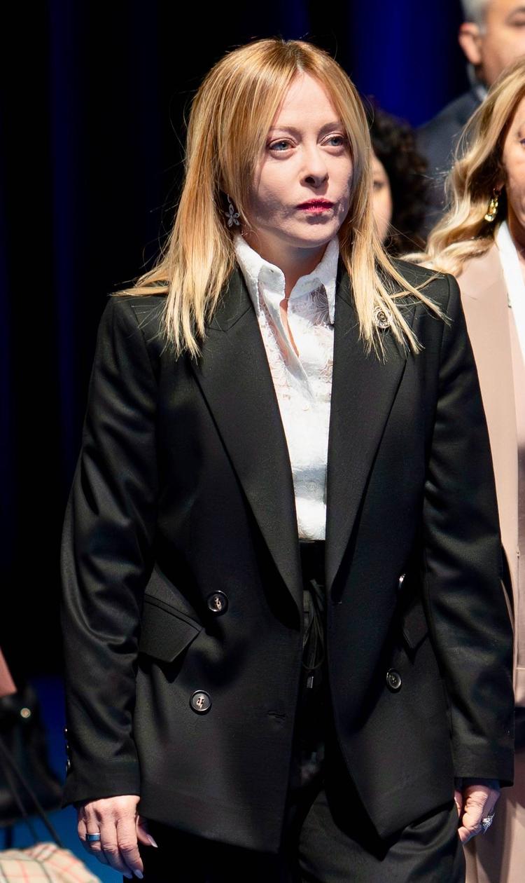 Energia, Meloni insiste: "Serve flessibilità dall'Ue". Pochi i soldi per la difesa