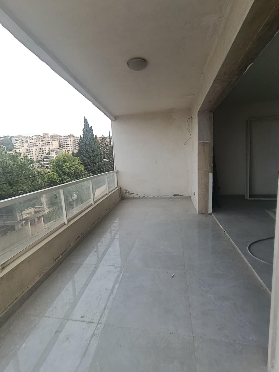 For Sale: Apartment in Bsalim