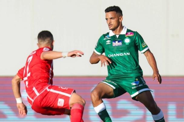 بعد منافسة مع حسنية أكادير والنادي المكناسي.. الكوكب يظفر بخدمات أيوب المعموري