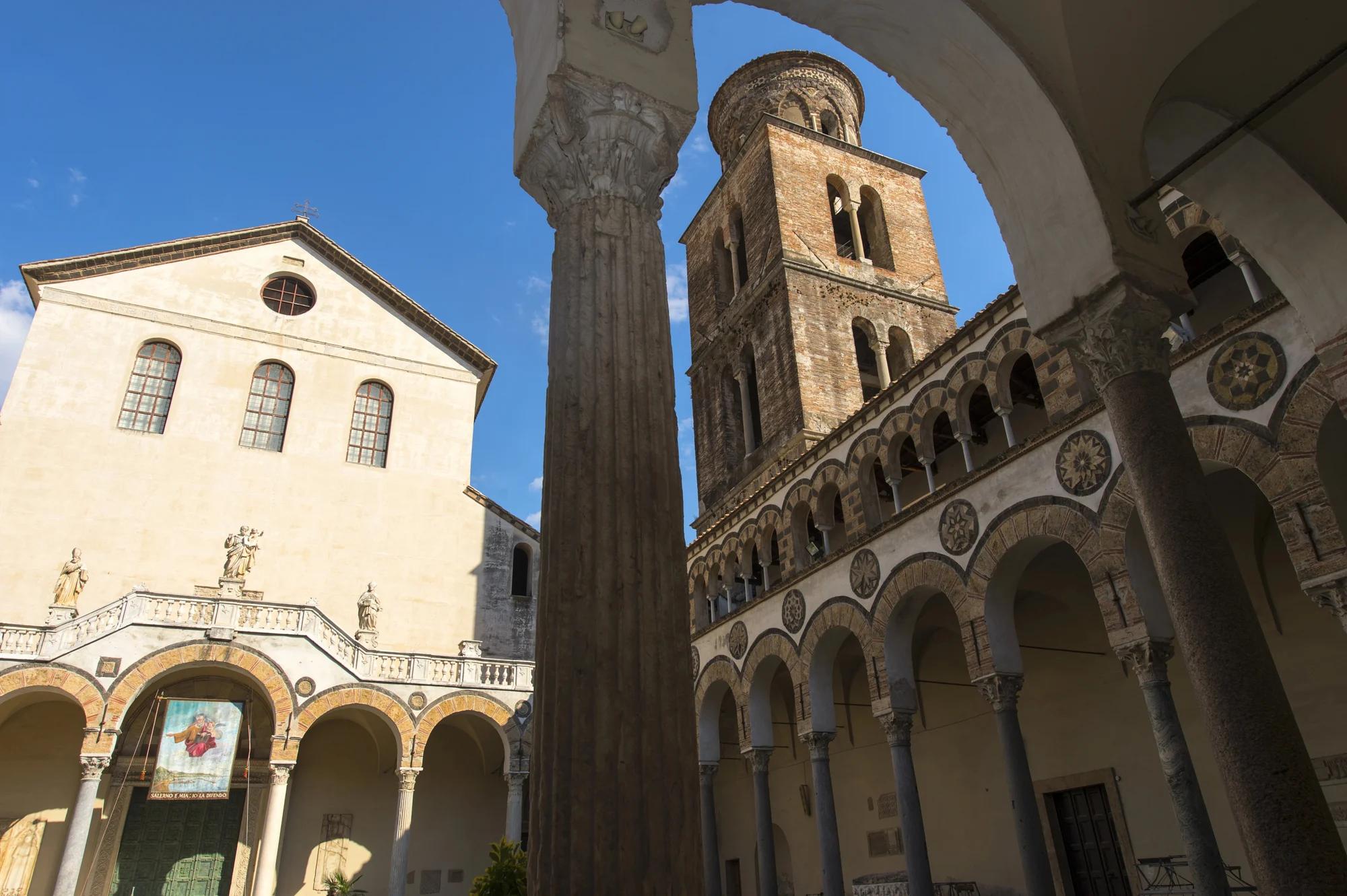 Mostra-concorso Angeli a Salerno: bando per artisti e premi fino a 1500 euro